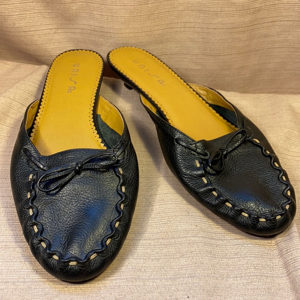 Unisa buttery leather mules/kitty heel almost NEW